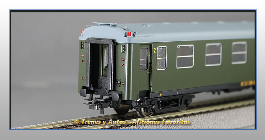Coche pasajeros Serie 5000 AAB-5024  Clase 1ª y 2ª - Renfe